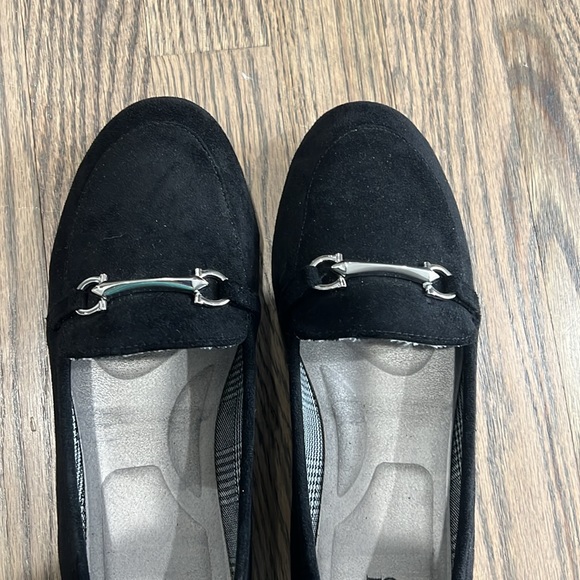 Croft and Barrow Loafers - Picture 2 of 7